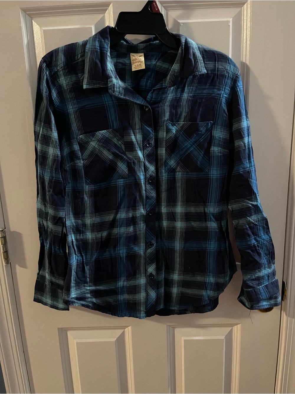 Faded Glory Navy and Teal Plaid Button-Up Shirt